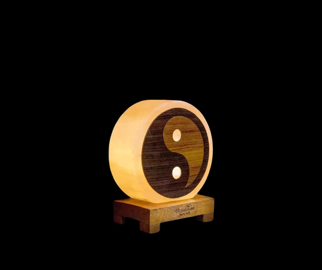 3D Wooden Ying Yang Salt Lamp by SM Salt